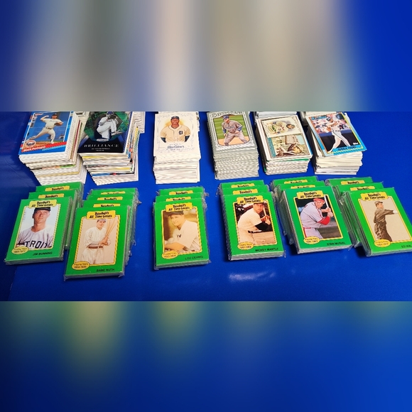 Topps Chrome base #200 huge baseball card lot mini Coin, possible hof or… - Picture 5 of 16